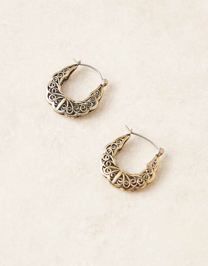 Hoop Earrings With Filigree Detailing