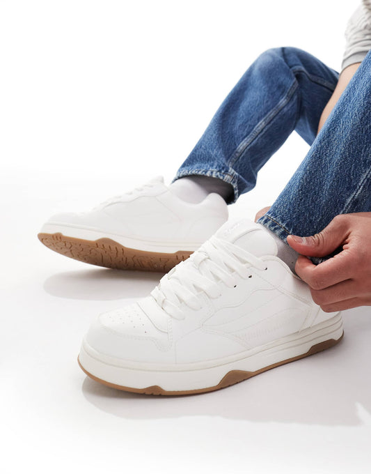 Retro Trainer