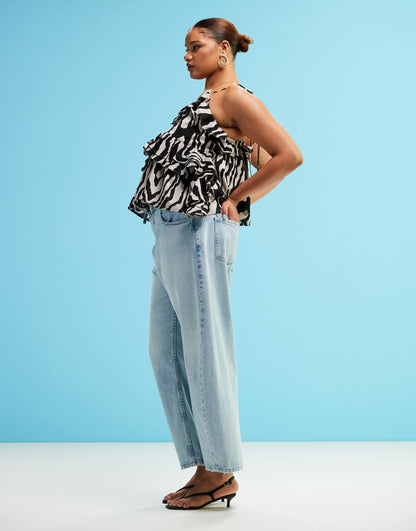 Curve Everyday Barrel Jean