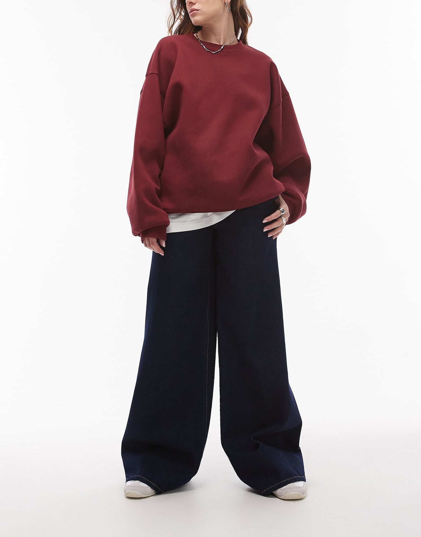 Relaxed Wide Leg Jeans