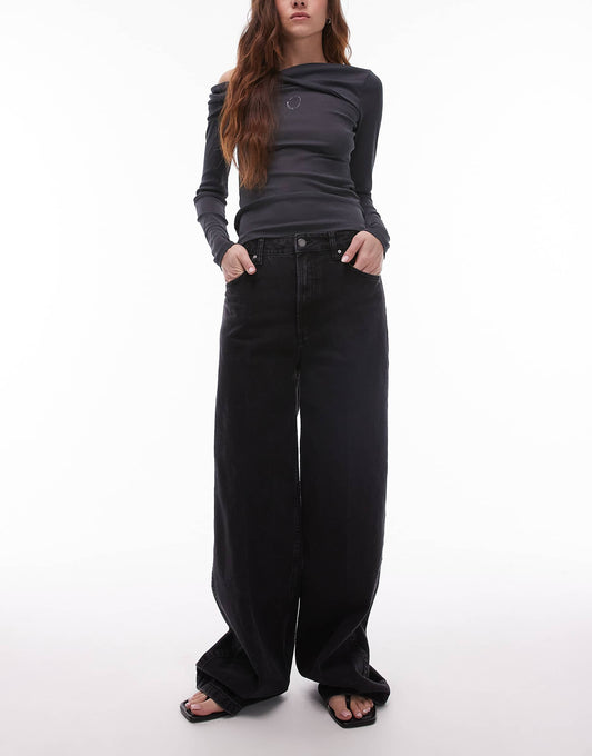 Rigid Straight Leg Jeans