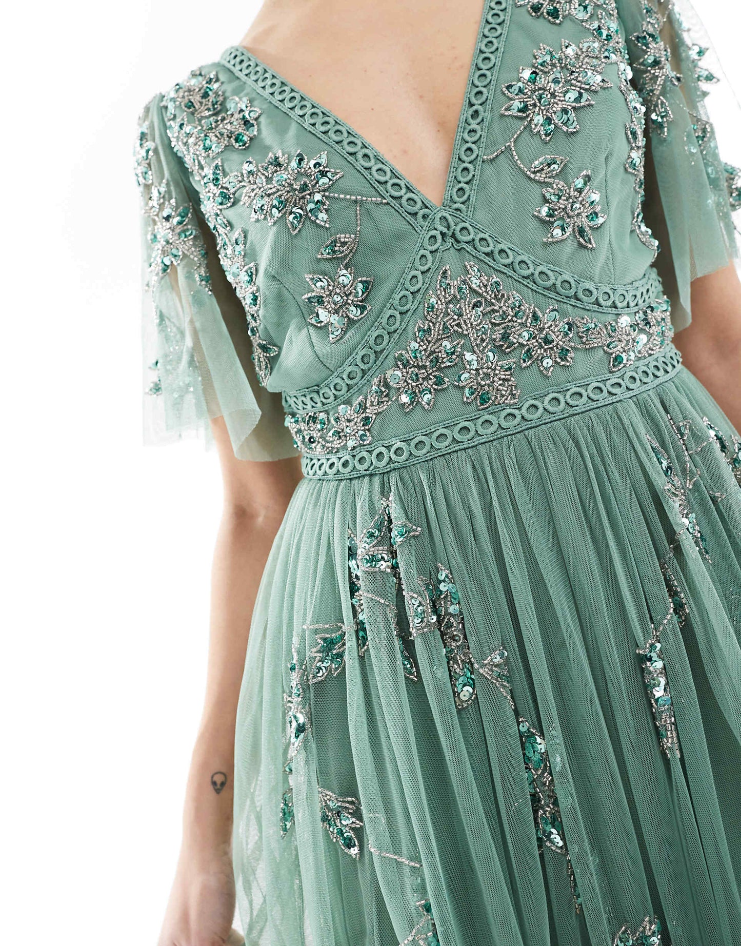 Embellished Short Sleeve Midi Dress