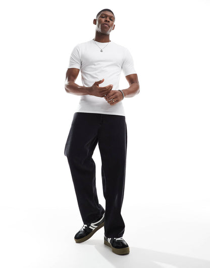 Muscle Fit T-Shirt