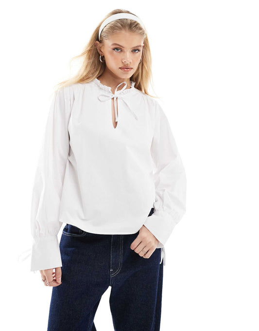 Poplin Piecrust Collar Blouse