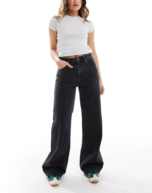 High Rise Wide Leg Jean