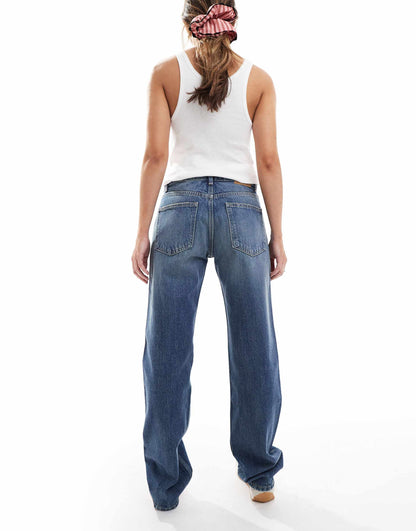 Mid Rise Straight Leg Jean
