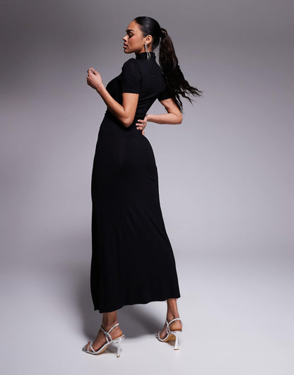 High Neck Maxi Dress With 3/4 Sleeves And High Split