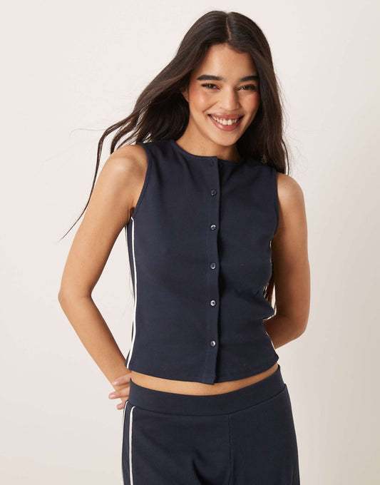 Co-Ord Crew Neck Button Up Top With Contrast Piping