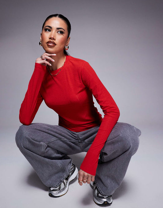 Crew Neck Dry Handle Rib Top