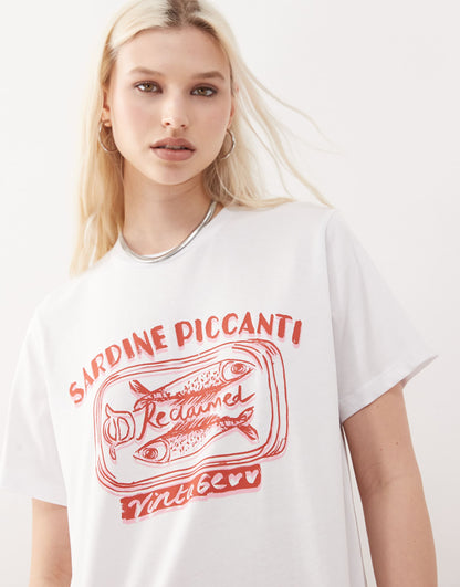 Oversized T-Shirt With Sardine Fisherman Print