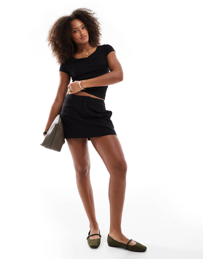 Jordie Cowl Neck Short Sleeve