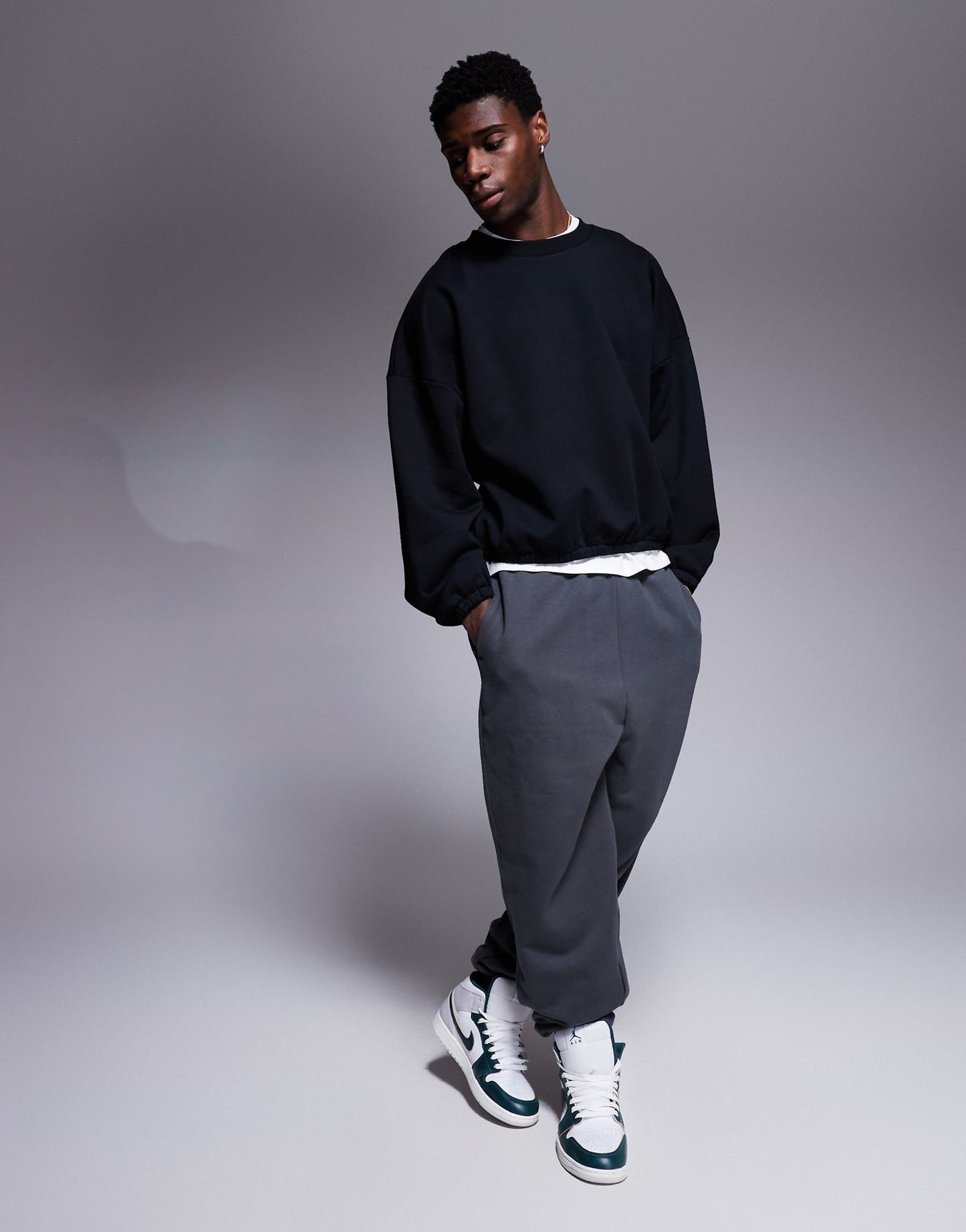 Heavyweight Boxy Extreme Oversized Sweatshirt With Elasticated Cuffs And Hem