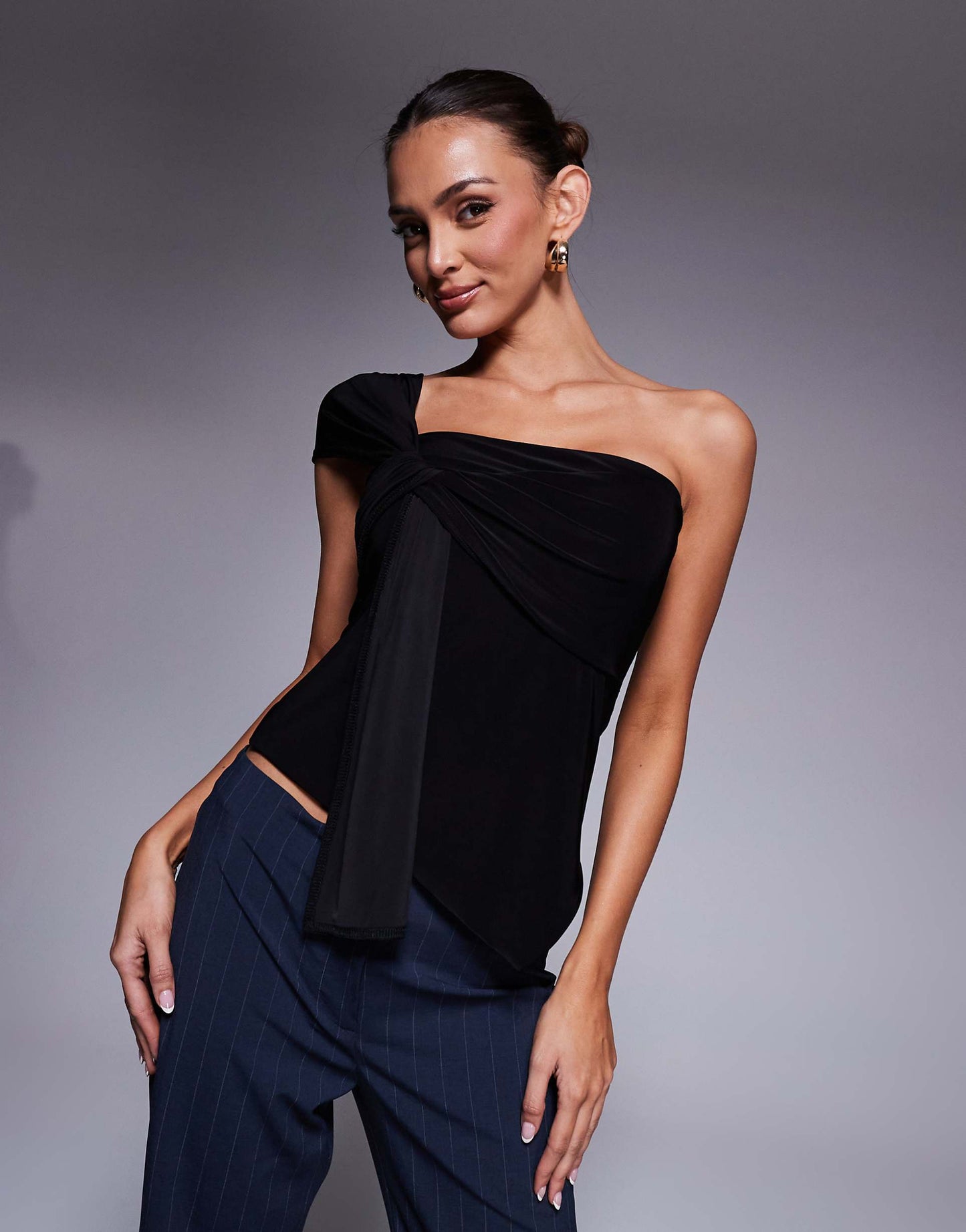 Double Sculpted Slinky Asymmetric Knot Front Detail Top