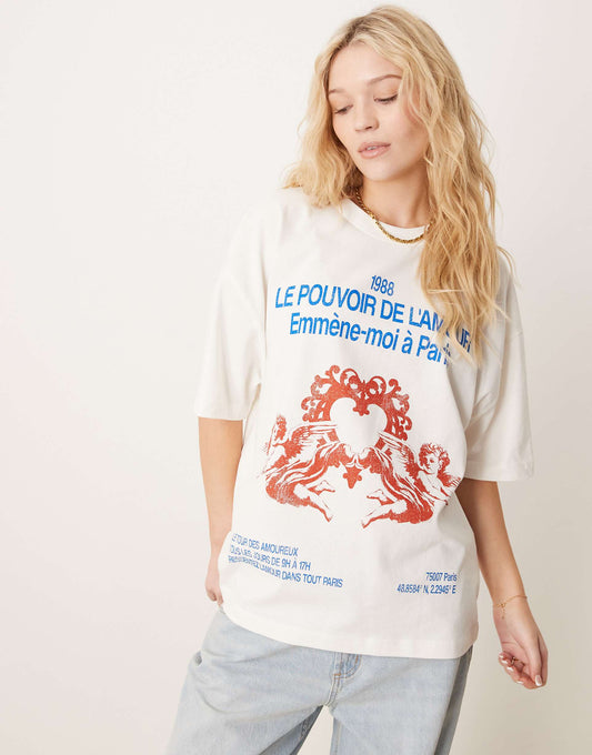 Oversized Tee With Paris Valentines Graphic