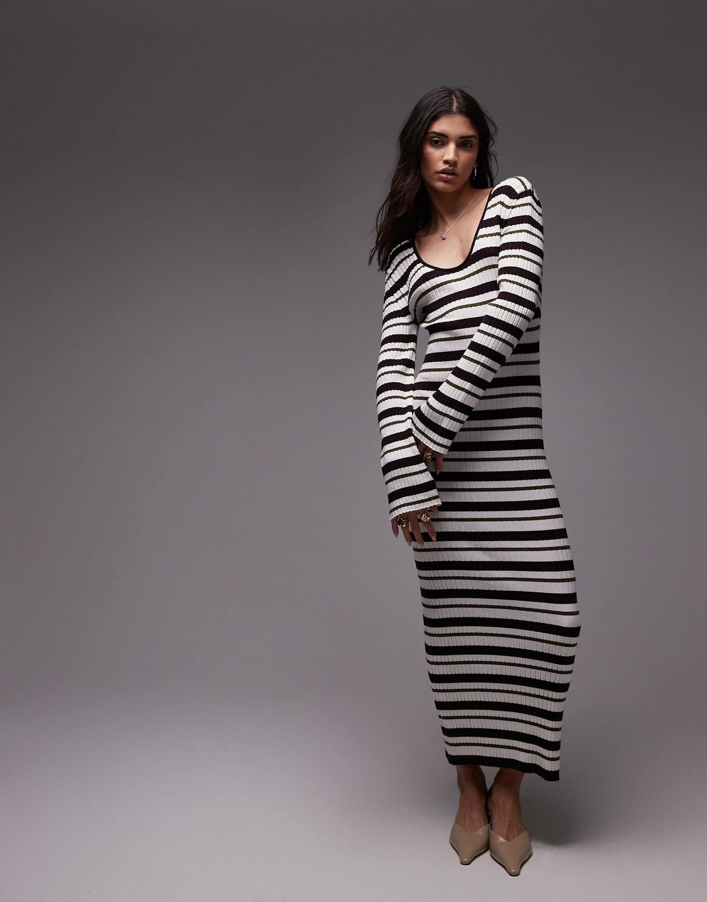 Scoop Neck Ribbed Maxi Dress