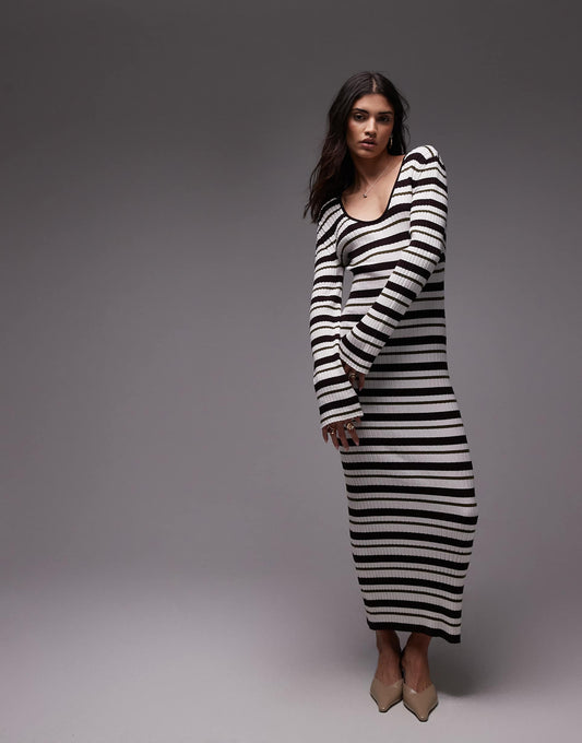 Scoop Neck Ribbed Maxi Dress