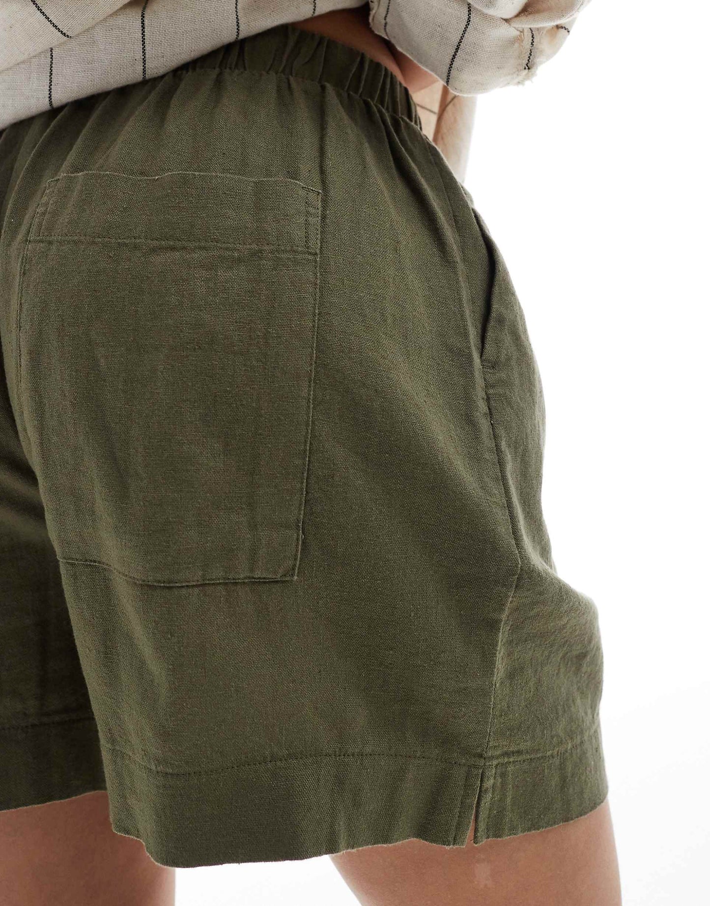 Linen Pull On Short