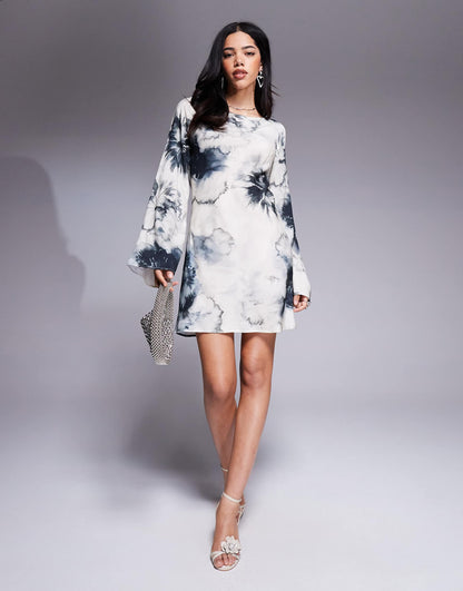 Slash Neck Biased Mini