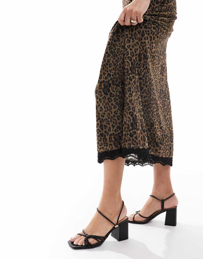 Anise Strappy Block Heeled Sandals