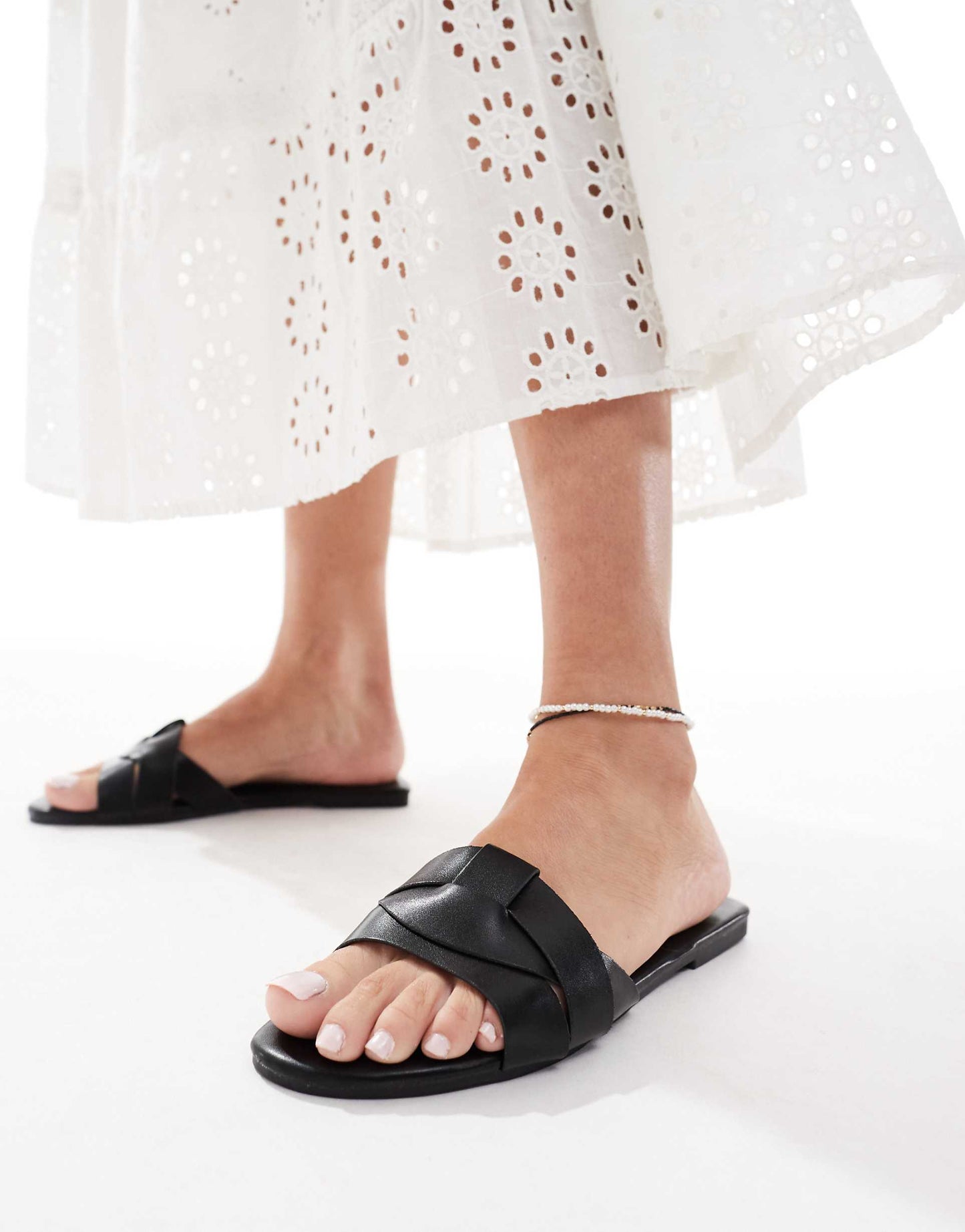 Heron Woven Detail Flat Sandals