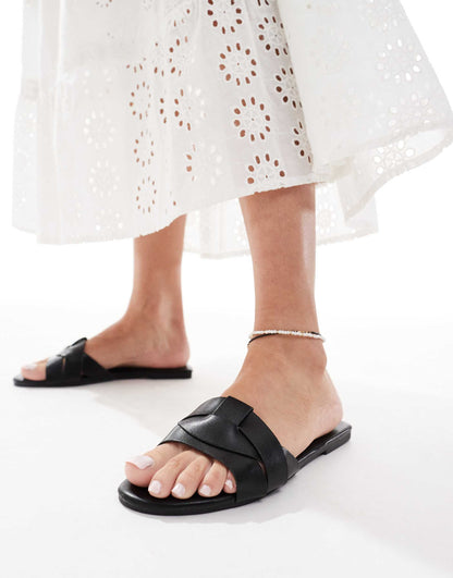 Heron Woven Detail Flat Sandals