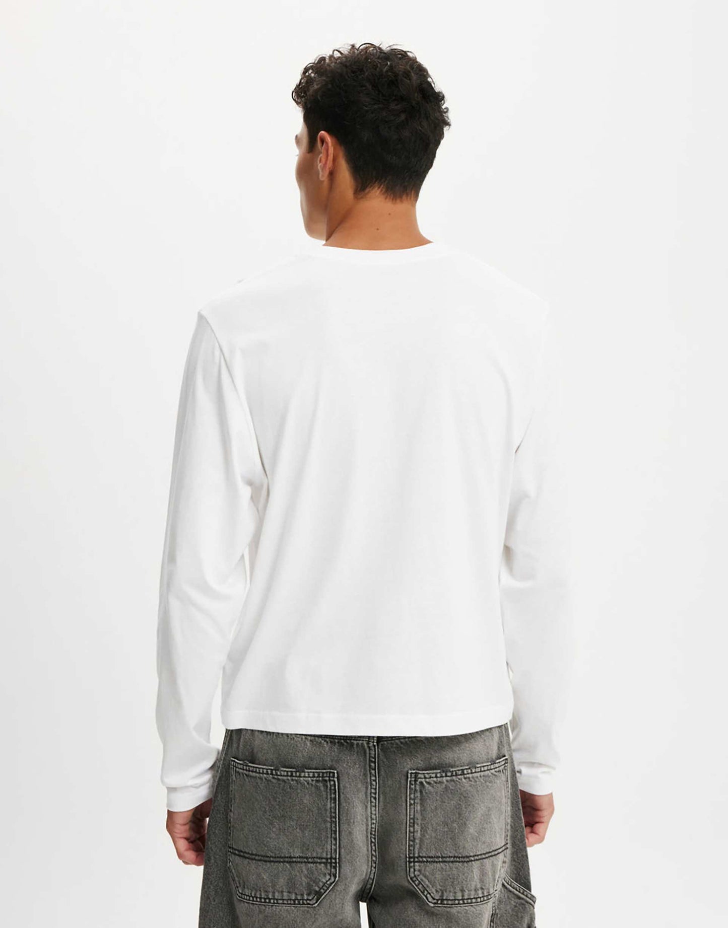 Cropped Fit Long Sleeve