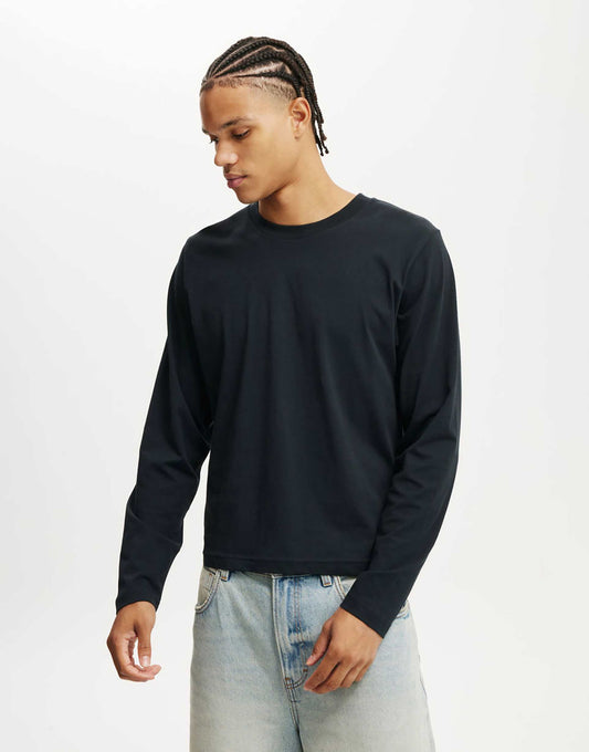 Cropped Fit Long Sleeve