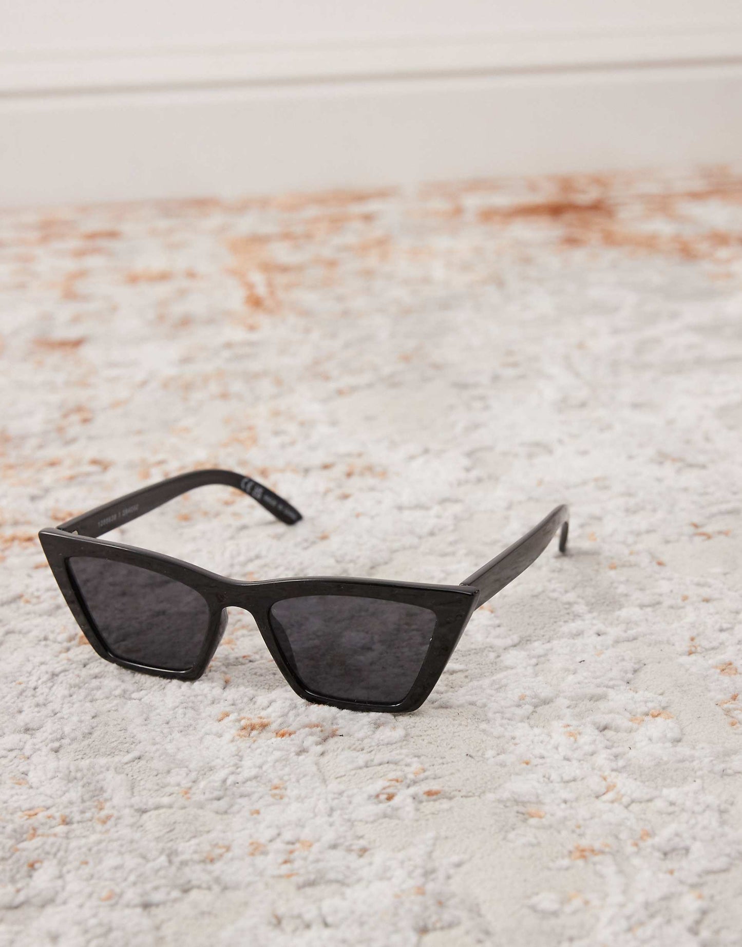 Oversized Cat Eye Sunglasses