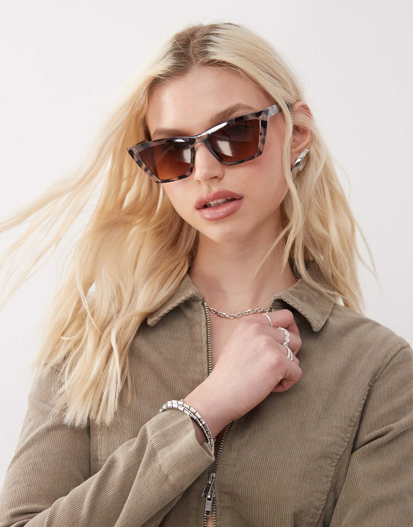 Oversized Cat Eye Sunglasses