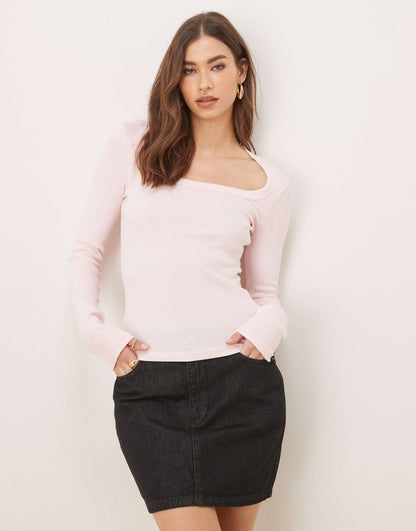 Low Neck Long Sleeve Ribbed Jersey Top