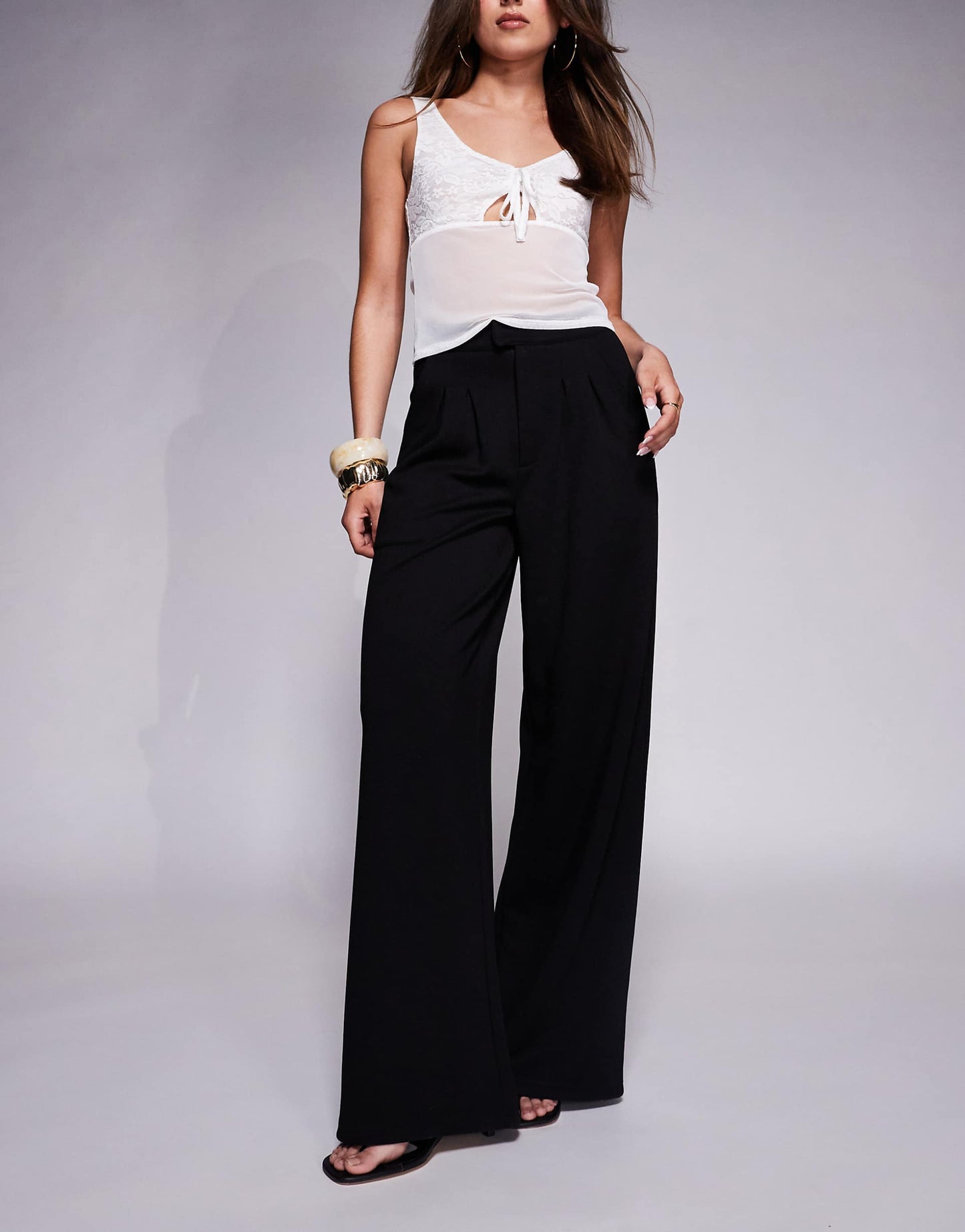 Pleat Front Wide Leg Trouser