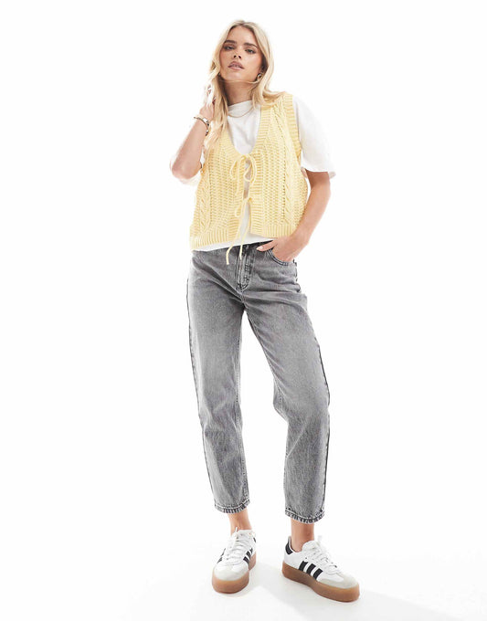 Petite High Rise Mom Jean