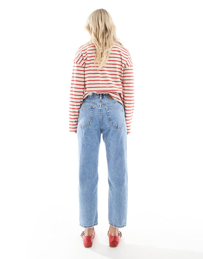 Petite High Rise Mom Jean
