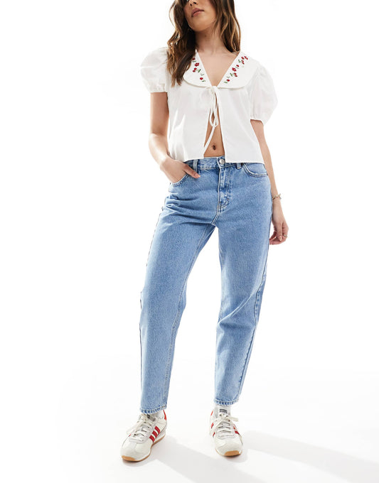 High Rise Mom Jean