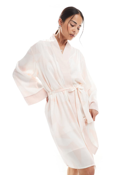 Elevate Your Look 96.5 Cm Robe