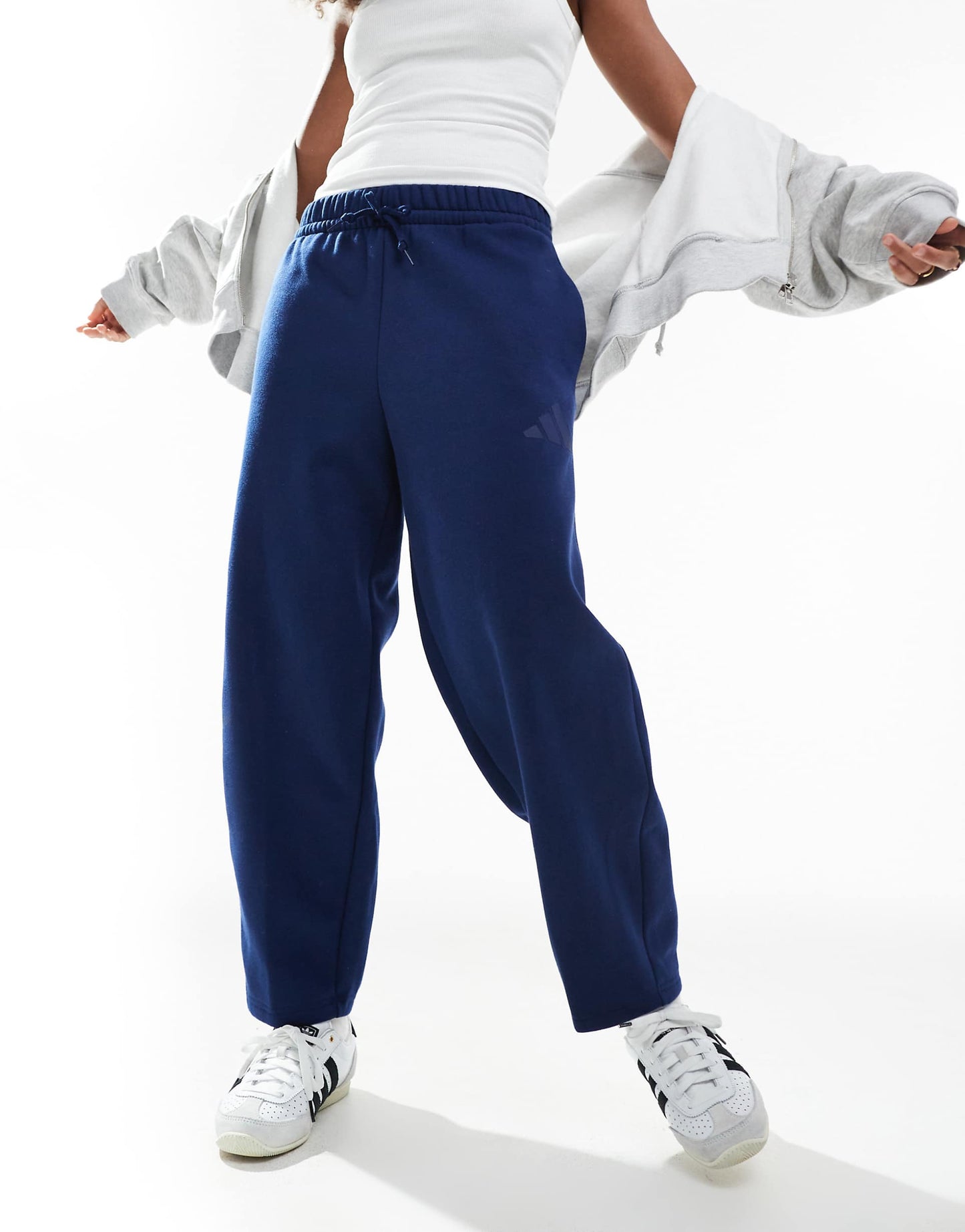 Essentials Contemporary Logo Fleece Barrel Pants