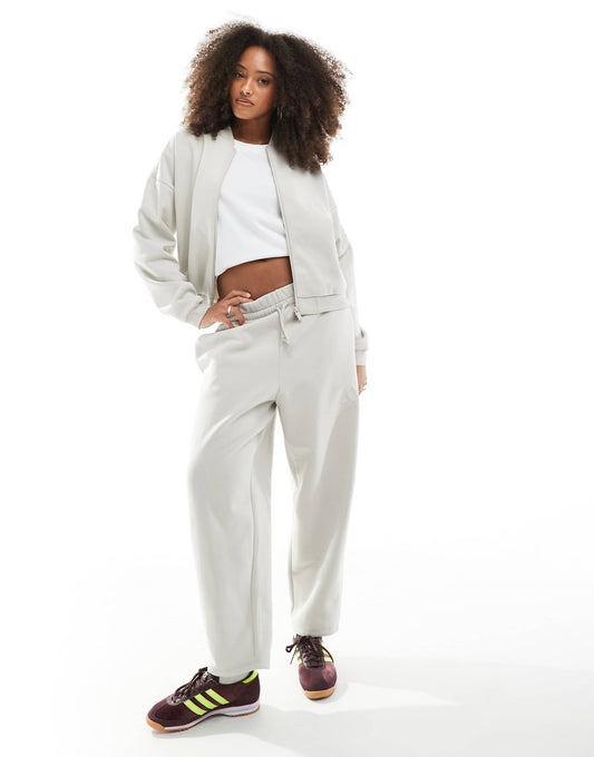 Essentials Contemporary Logo Tracksuit