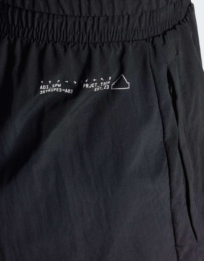 City Escape Woven Shorts