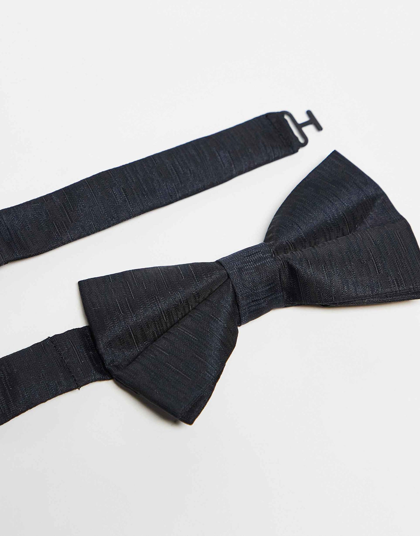 Plain Bow Tie