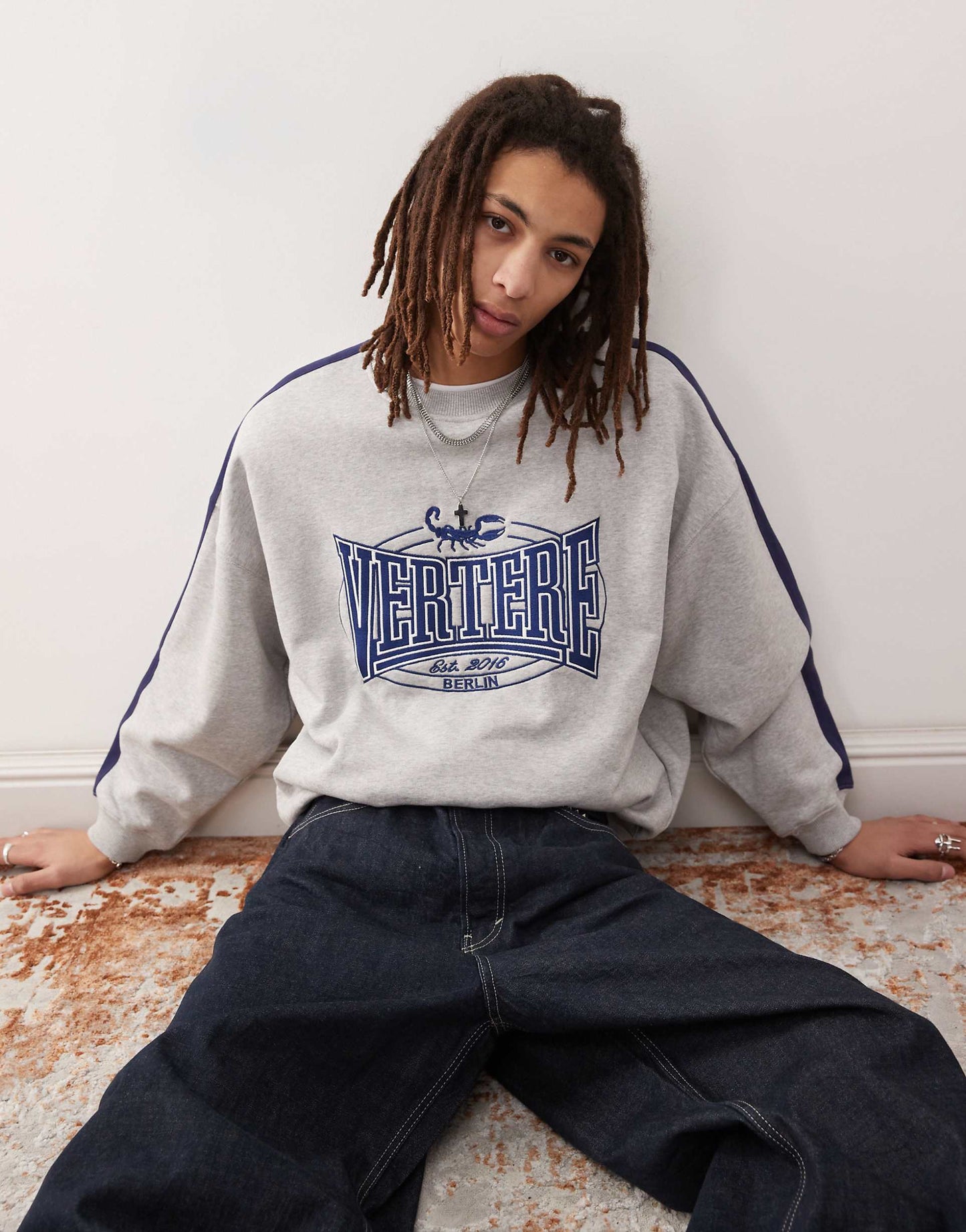 Vintage Logo Oversized Sweatshirt With Side Stripes