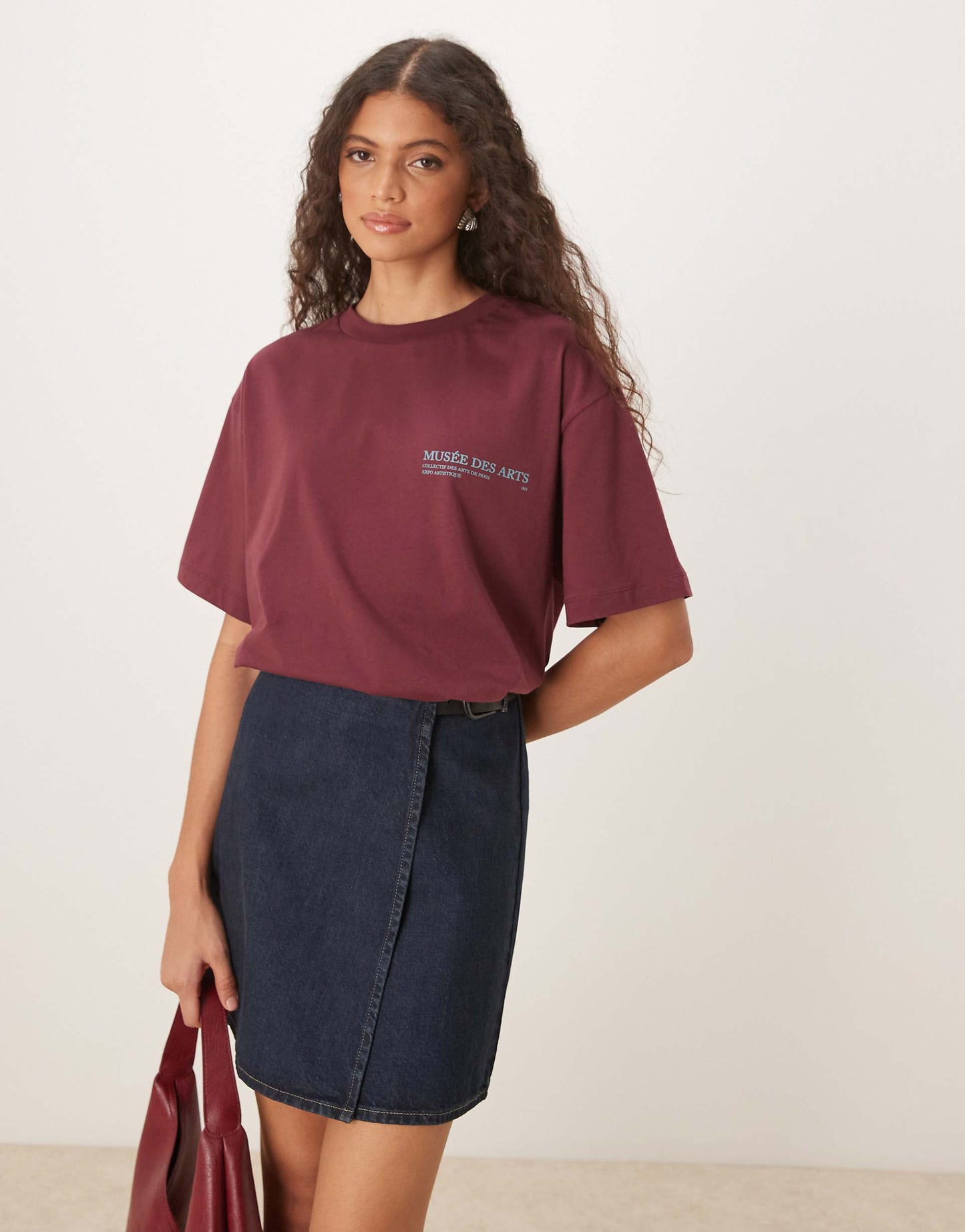 Oversized T-Shirt With Fruit Art Graphic