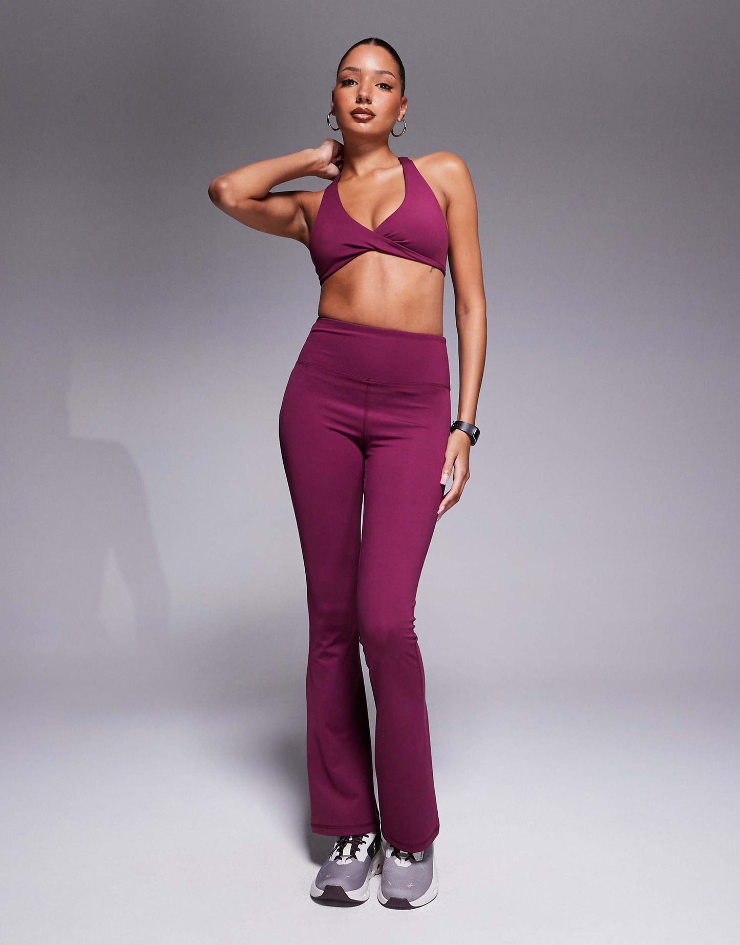 Soft Touch Light Support Twist Front Sports Bra Mulberry