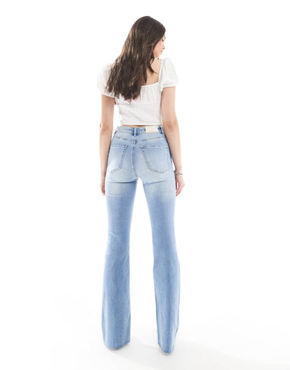 Tall D74 Flare Slit Jean