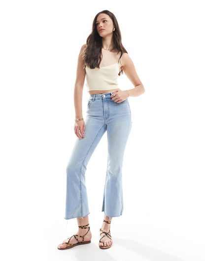 Tall D78 Cropped Flare Jean