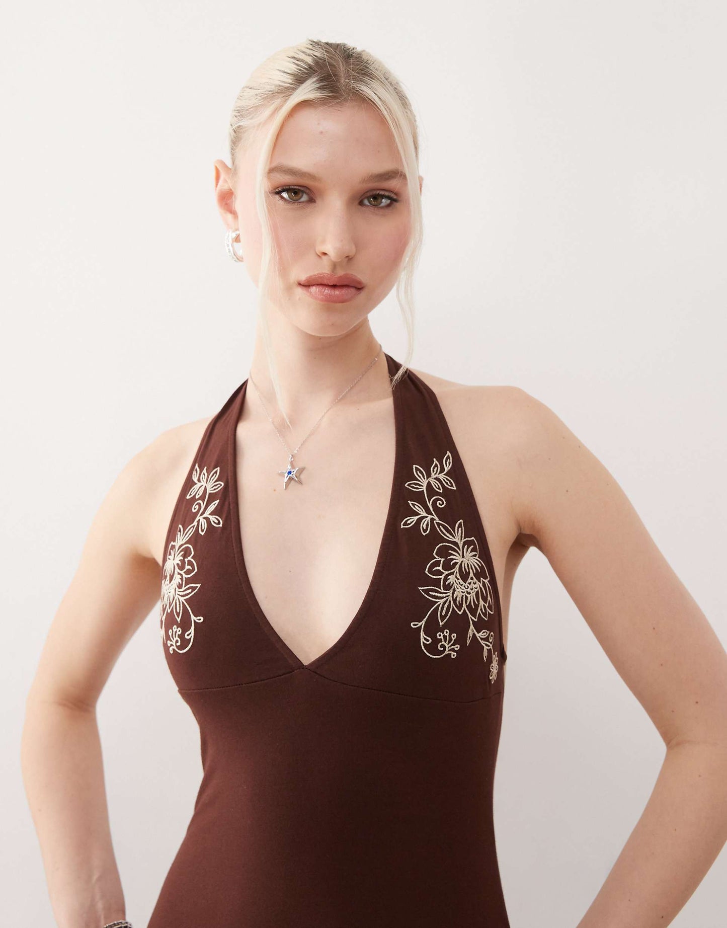 Hepzhi Embroidered Detail Halter Mini Dress