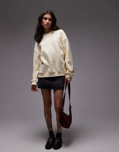 Oversized Seamed Sweatshirt