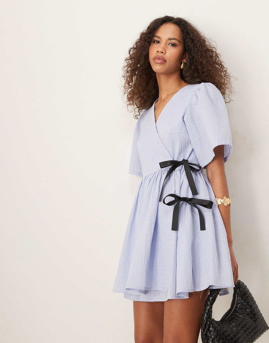 Contrast Bow Wrap Mini Dress