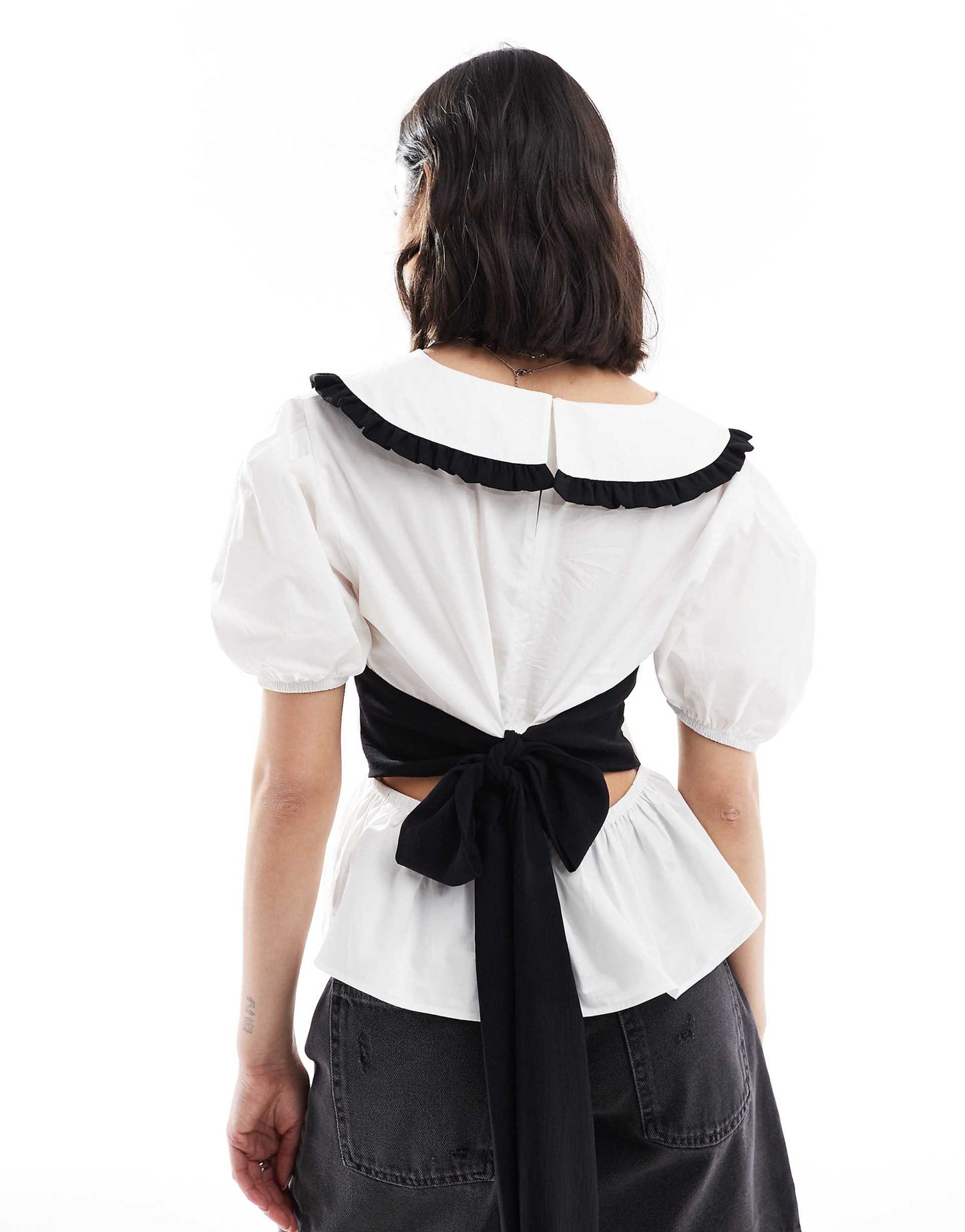 Tie Back Shirt With Ruffle Collar Detail