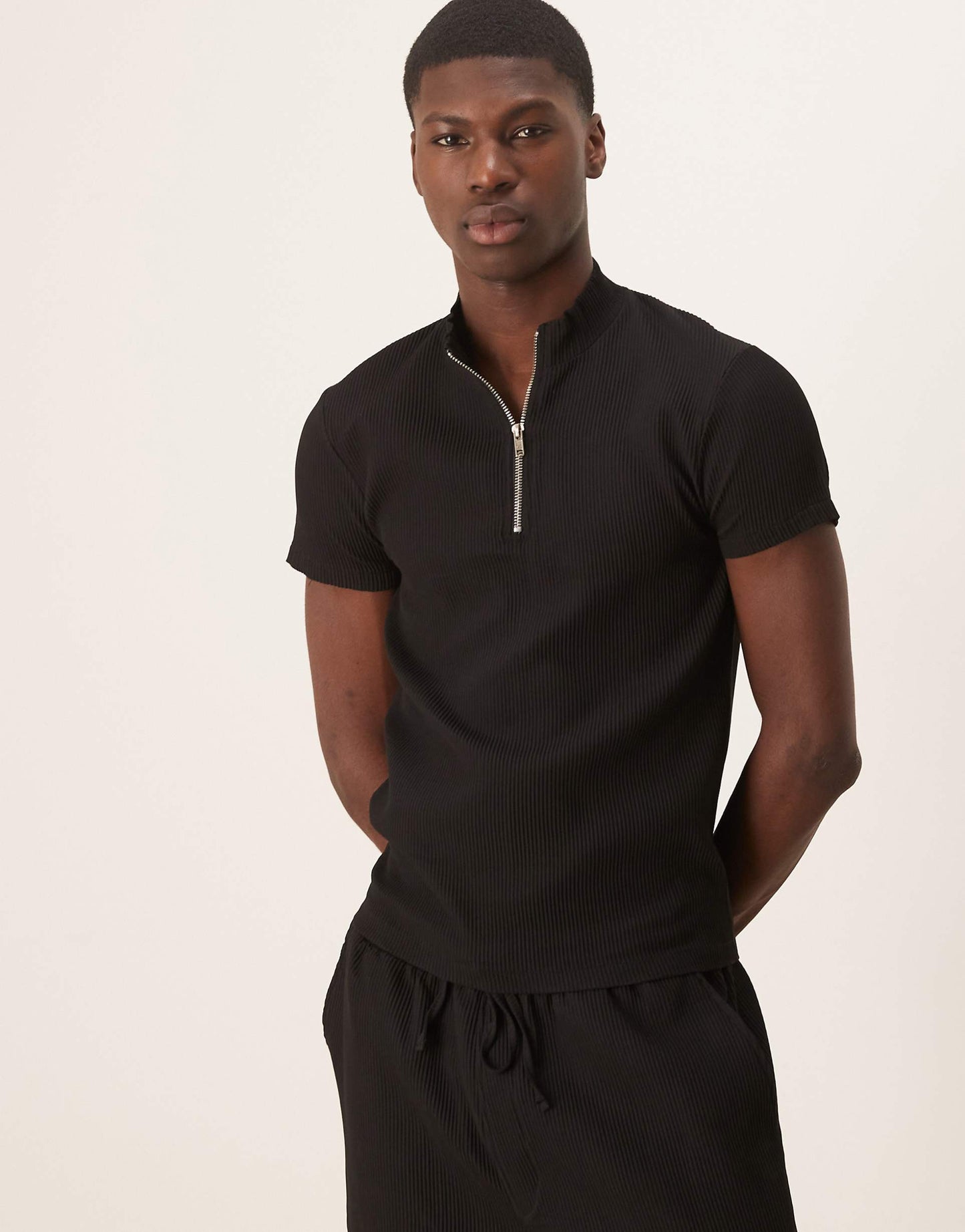 Co-Ord Muscle Fit Boxy T-Shirt With Zipped Funnel Neck