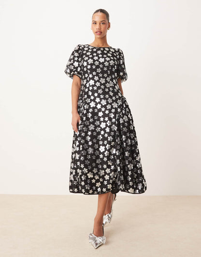 Dream Embellished Floral Midi Dress